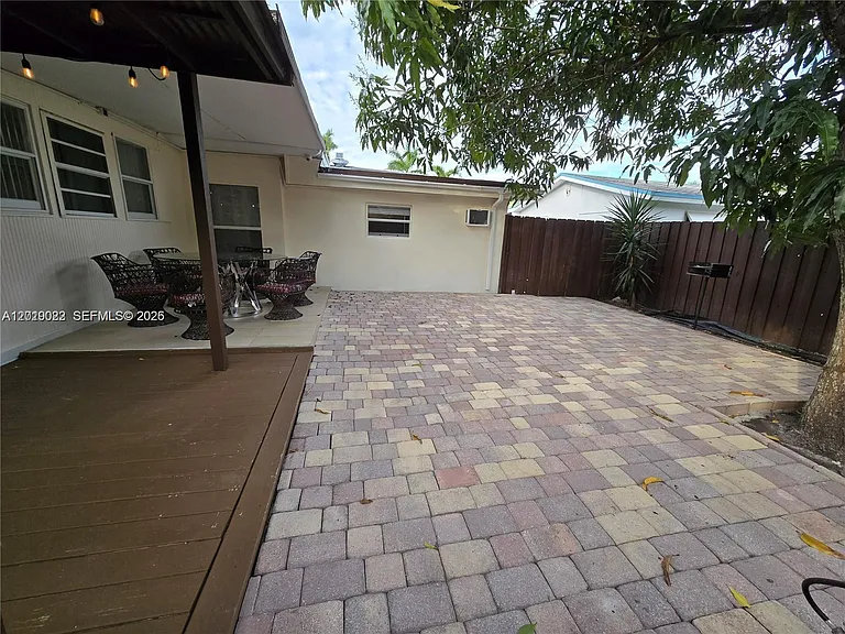 5712 Hollywood Blvd #1 — Photo 19