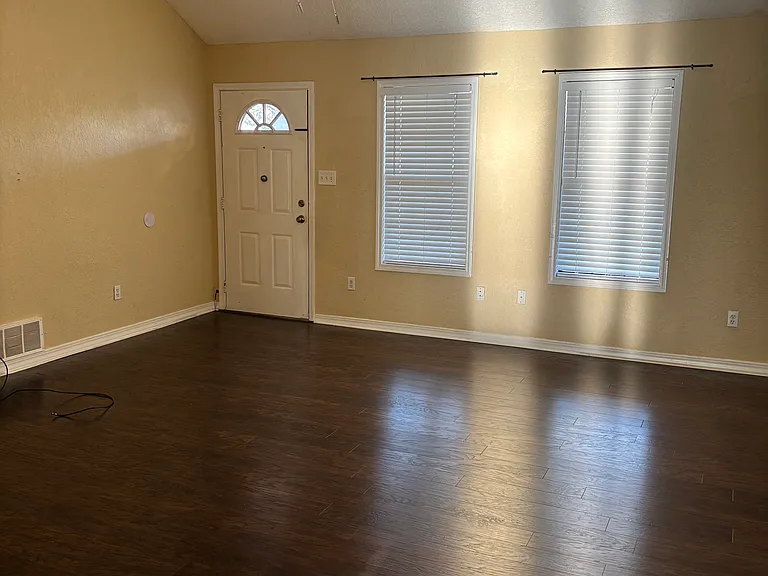 319 S Mount Pleasant Rd — Photo 21