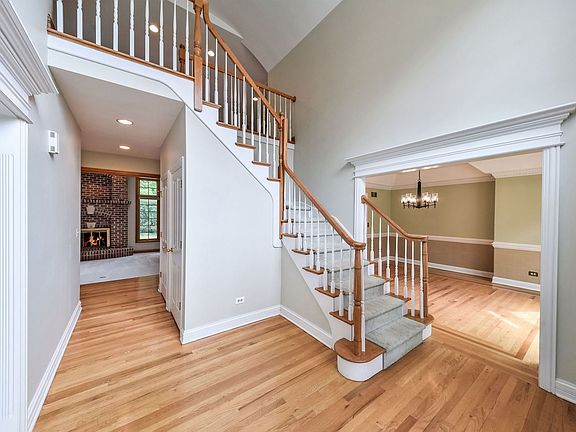 4th image of 2804 Royal Fox Dr