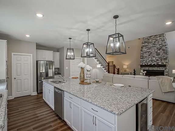 2nd image of 15030 Eugene Rd