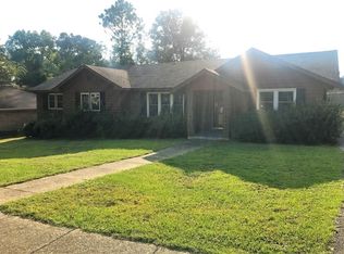 1204 Chimney Top Dr W, Mobile, AL 36695