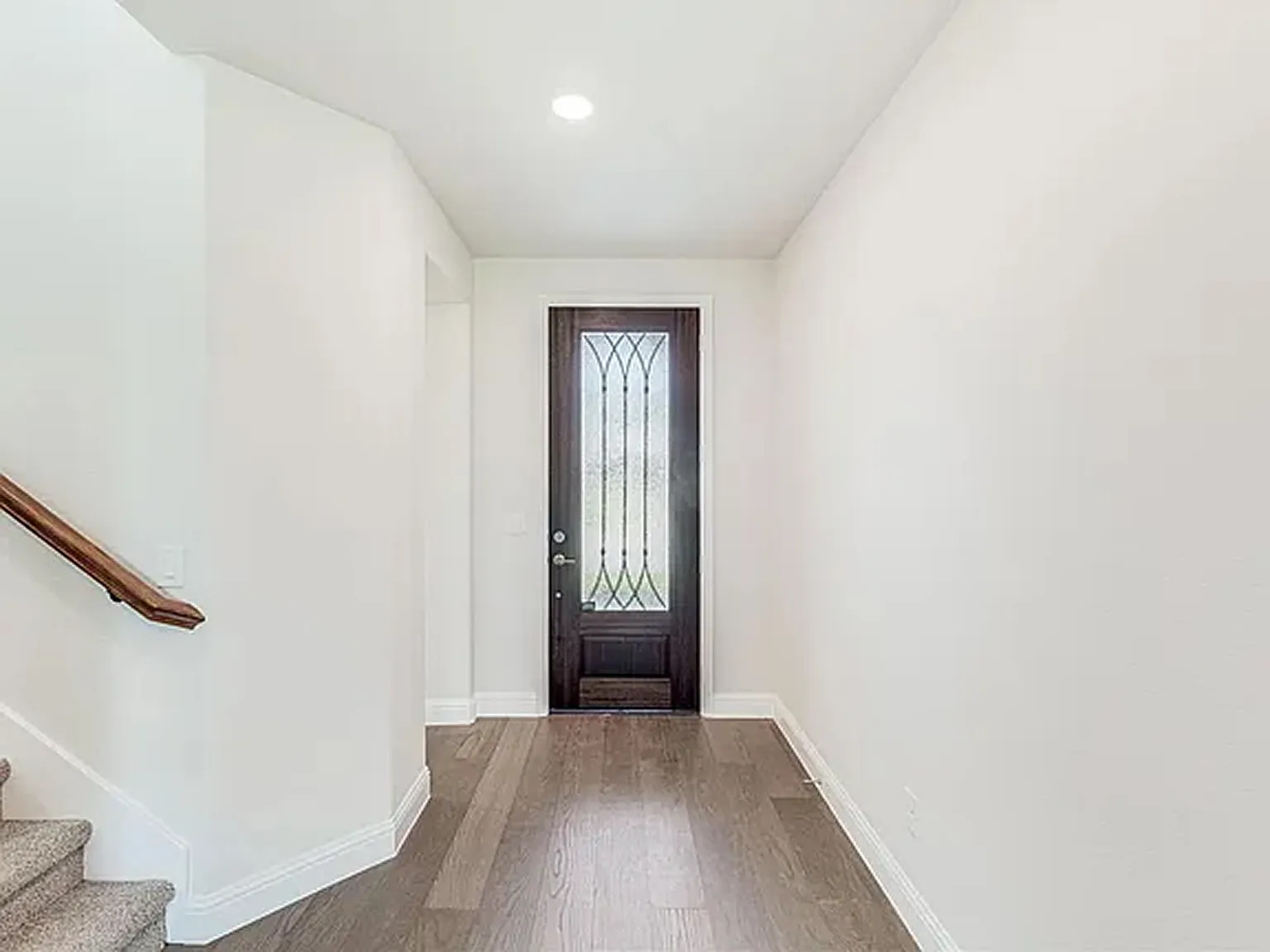 4 bed, 2837 sqft, $3,400 — Photo 3