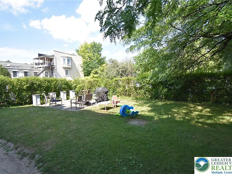 217 Spring Garden St #101 — Photo 13