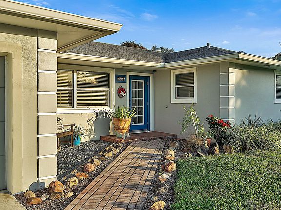 2nd image of 6866 Kingston Drive
