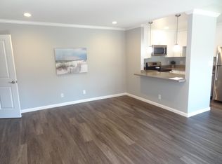 850 Jordan Ave APT B, Los Altos, CA 94022