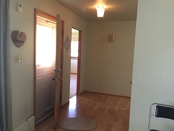 5th image of 915 Magnolia Dr