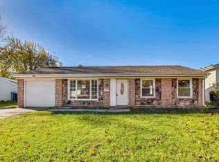 8160 Catawba Ln, Hanover Park, IL 60133