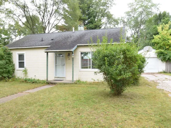 3902 E Saint Andrews Rd, Midland, MI 48642