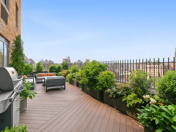 27 West 72nd Street image 5 of 9