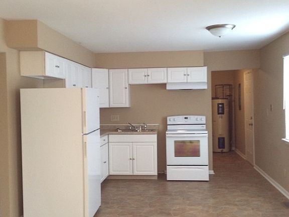 4th image of 1513 N Burries Ter