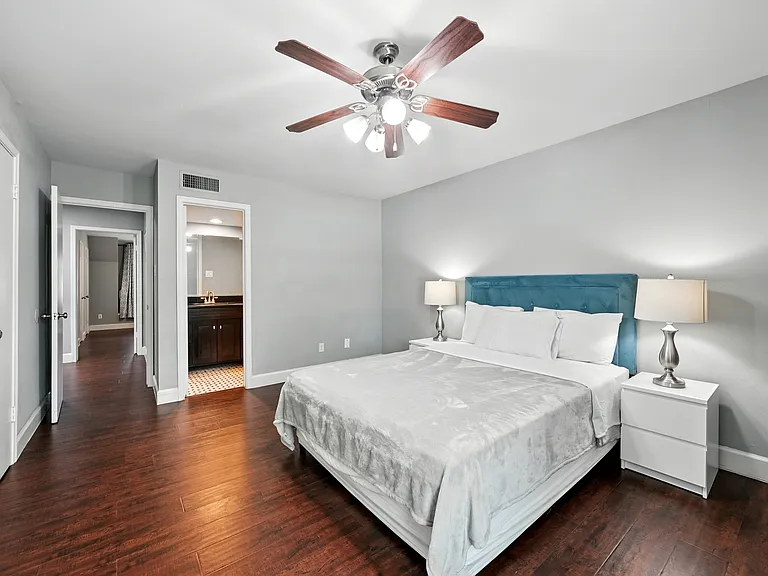 14711 Barryknoll Ln #35 — Photo 22