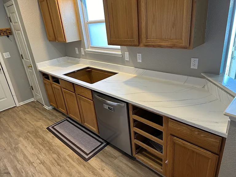 2933 Neil Dr #1 — Photo 8
