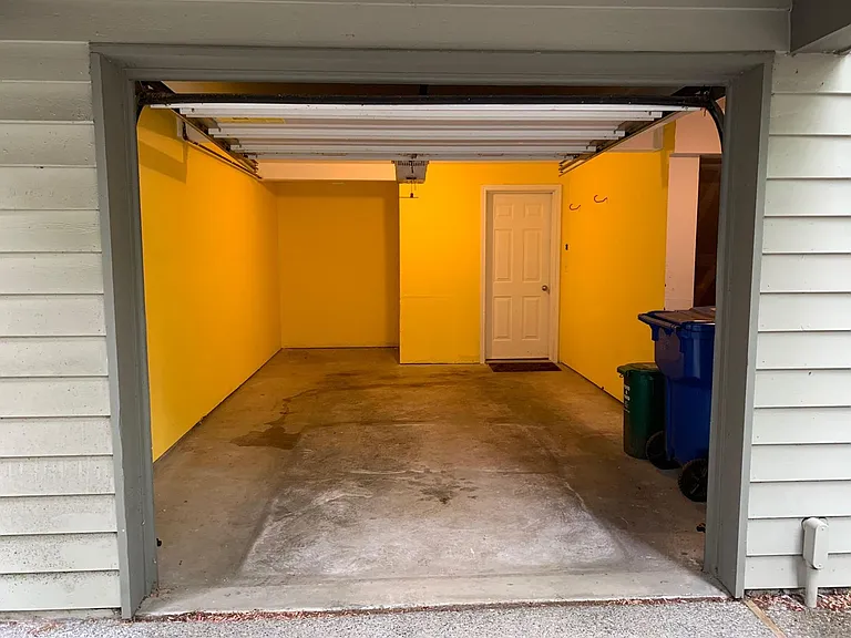 443 NE Ravenna Blvd #C — Photo 36