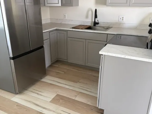 1300 Elizabeth Ave APT 14, Las Vegas, NV 89119
