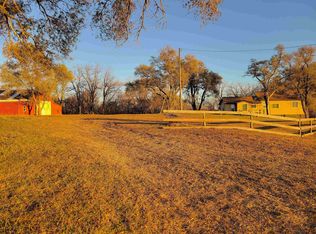 21882-410 East St, Sheffield, IL 61361