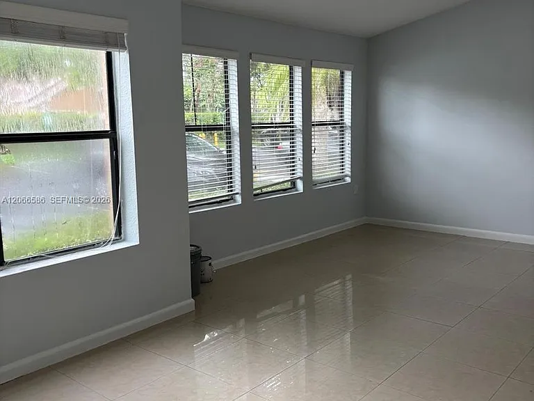 15591 SW 105th Ter #511 — Photo 9