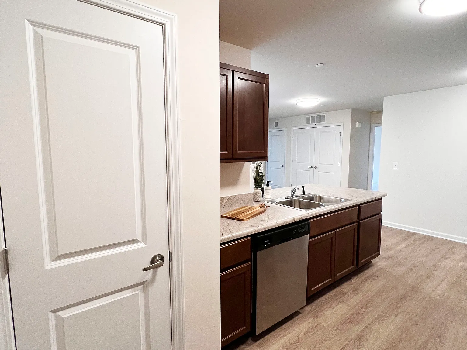The Sullivan Apartments — Photo 4