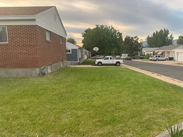 174 E 4400 S — Photo 12