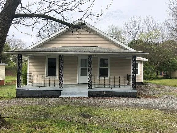 2 bed, $1,395 — Photo 2