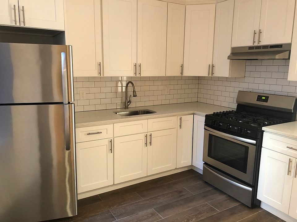 1st image of 23-12 31st Ave #6R