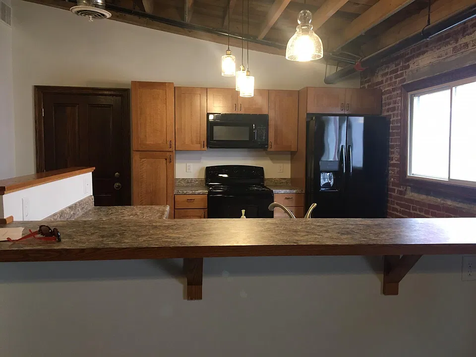 30 Boylston St #3