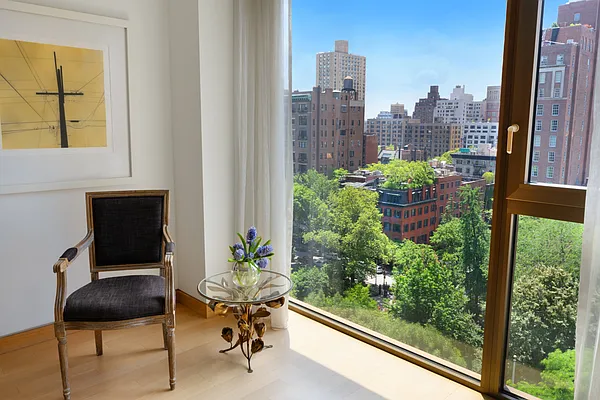 Sold by Compass | media 9