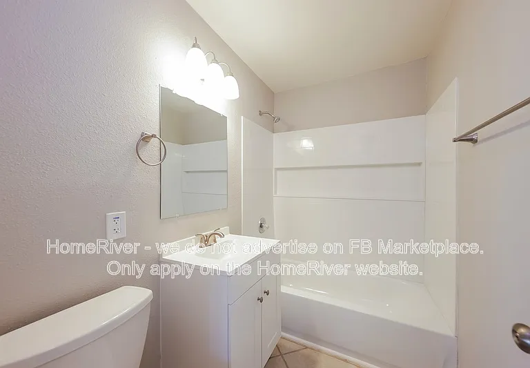 11211 W Missouri Ave — Photo 13