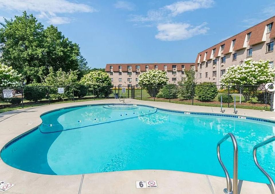 Attractive, well-maintained grounds greet you upon arrival