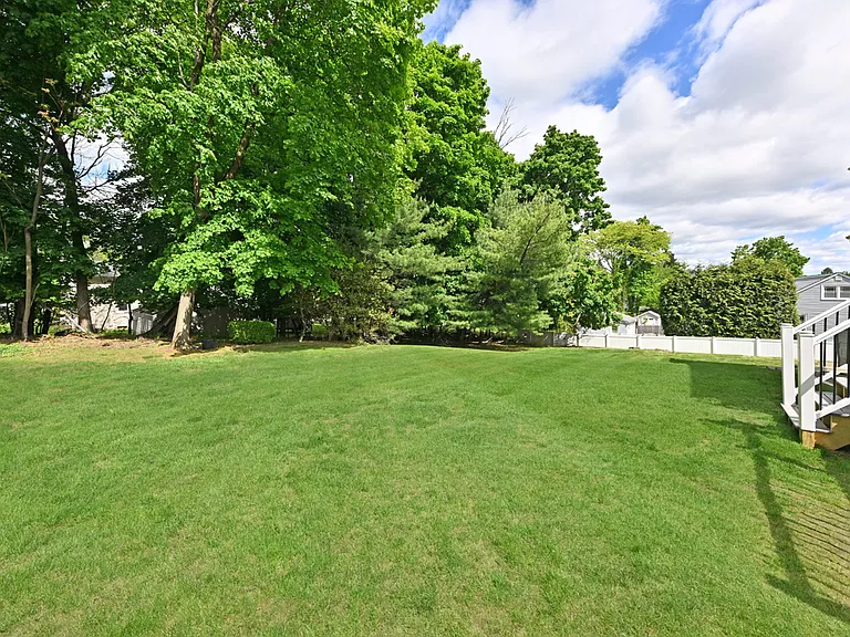 190 Madison Ave #1 — Photo 18