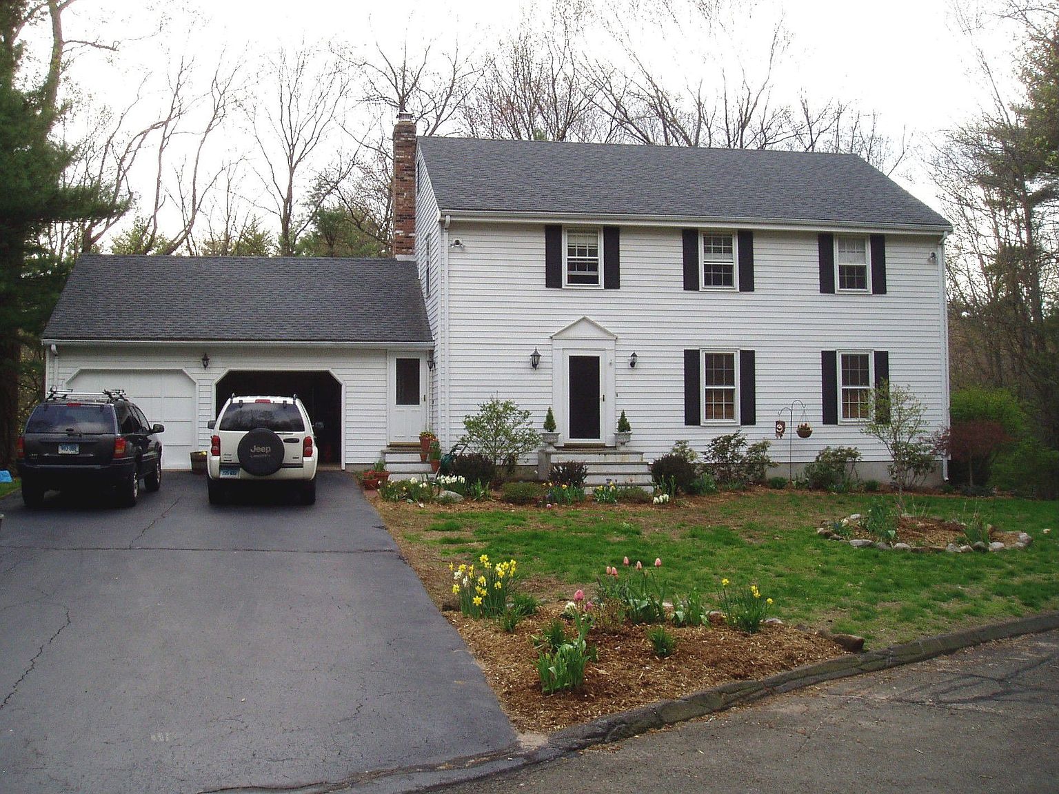 5 Tollgate Ln, Avon, CT 06001 Zillow