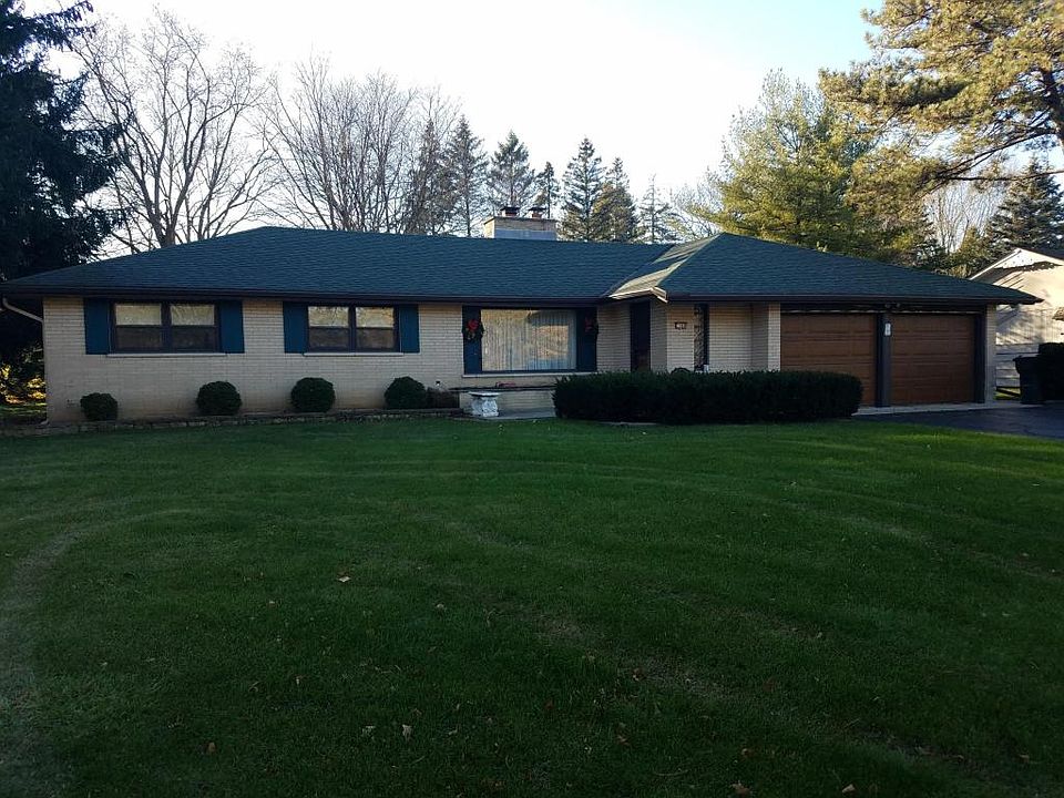 2nd image of 2569 S Root River Pkwy
