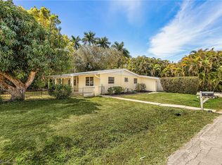 81 Glenmont Dr W, North Fort Myers, FL 33917