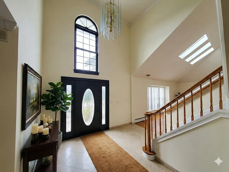 9 Dexter St — Photo 18