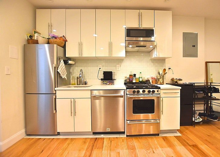 2nd image of 380 Broome St APT 2