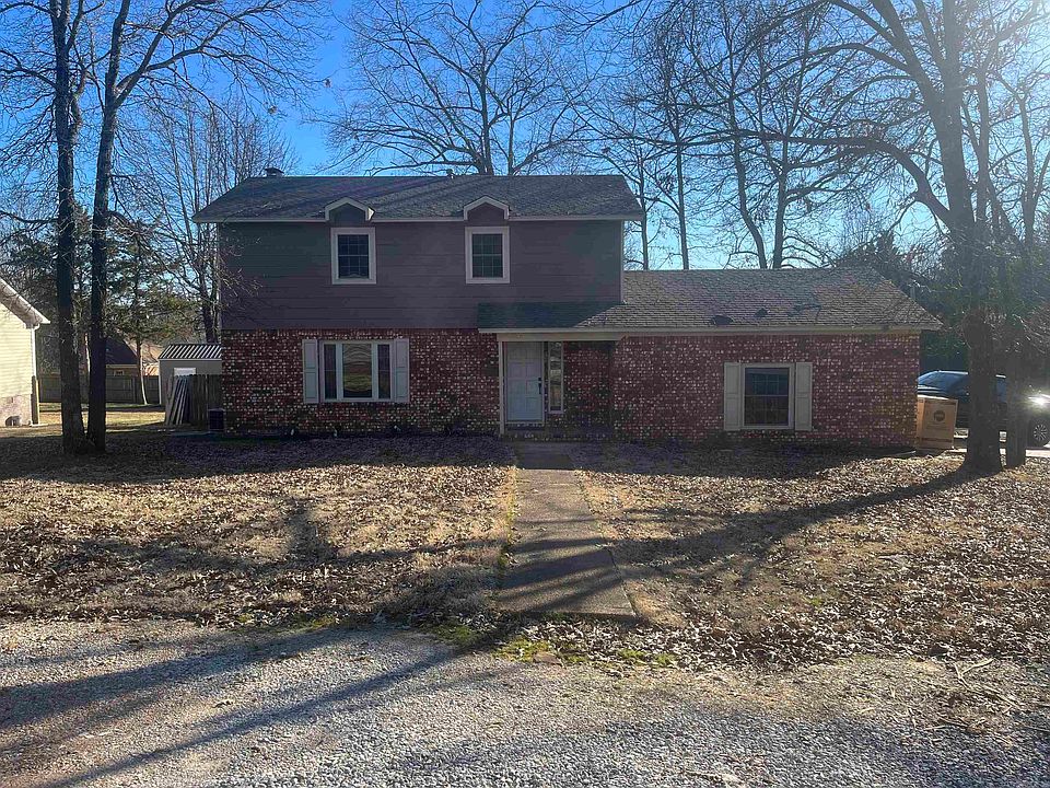 1st image of 895 Bluff View Dr