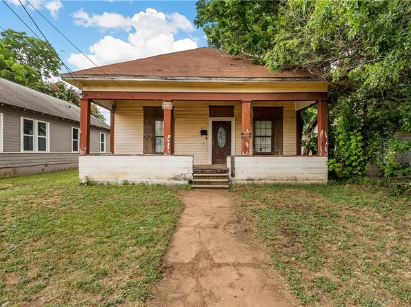 815 S 10th St, Waco, TX 76706