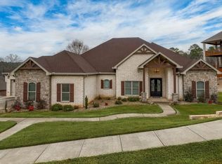 163 Maumelle Valley Dr, Maumelle, AR 72113