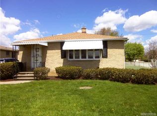 52 Davidson Dr, Depew, NY 14043