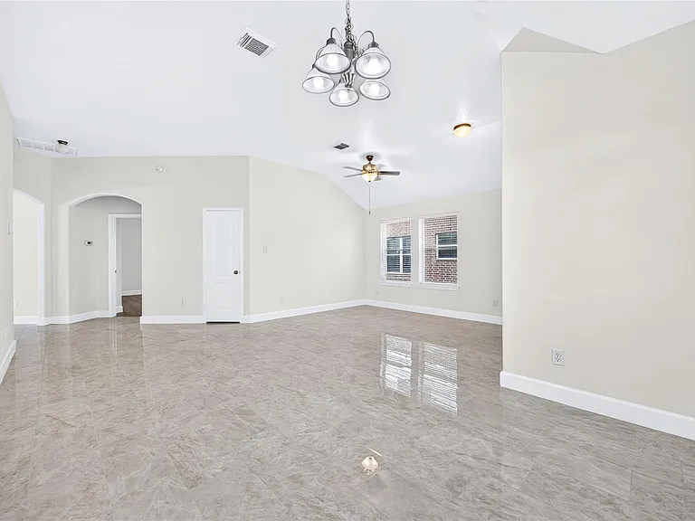 2606 Cypress Springs Dr — Photo 7