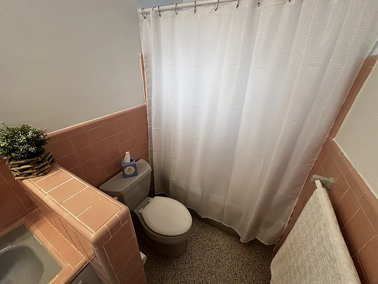 950 E Dayton Cir — Photo 13