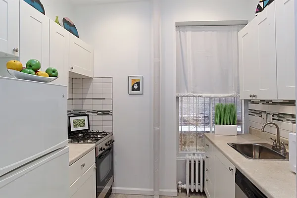 Sold by Corcoran | media 10