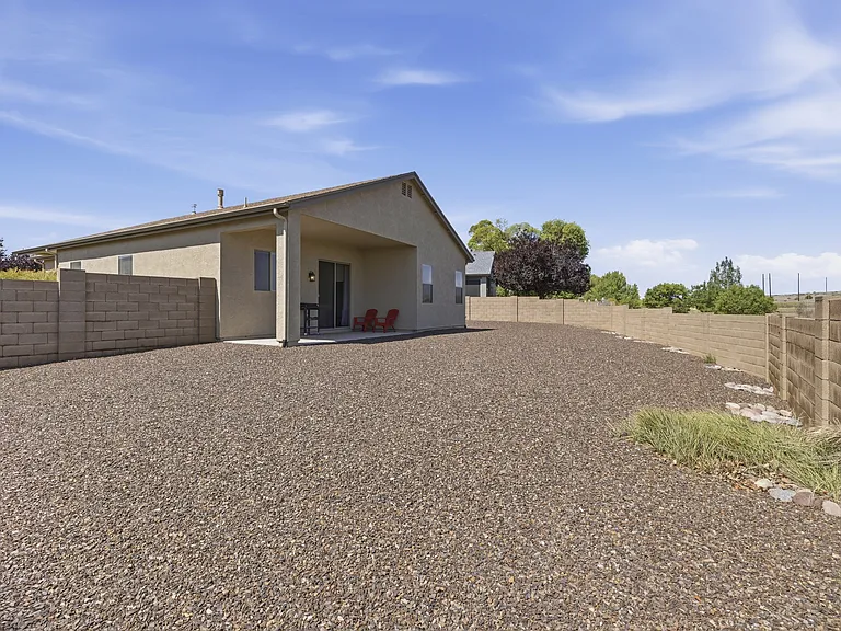 5917 N Talbot Dr — Photo 13