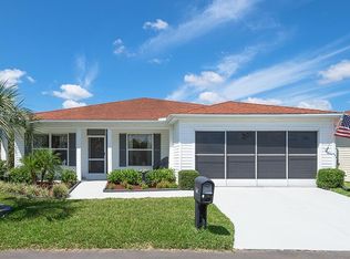 11223 Corey Pavin Ln, San Antonio, FL 33576