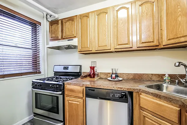 Sold by Fillmore | media 24