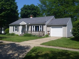 911 S Dalrymple St, Albion, MI