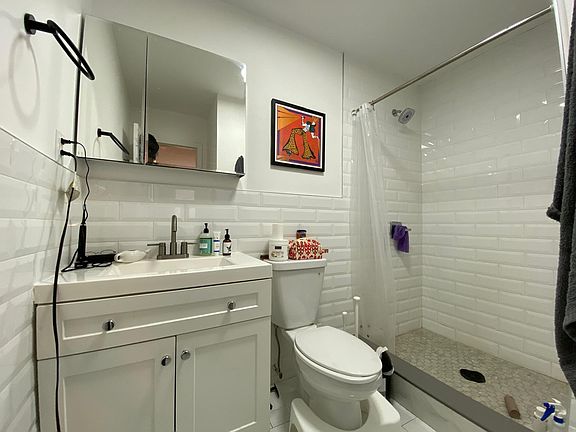 5th image of 429 Herkimer St #2A