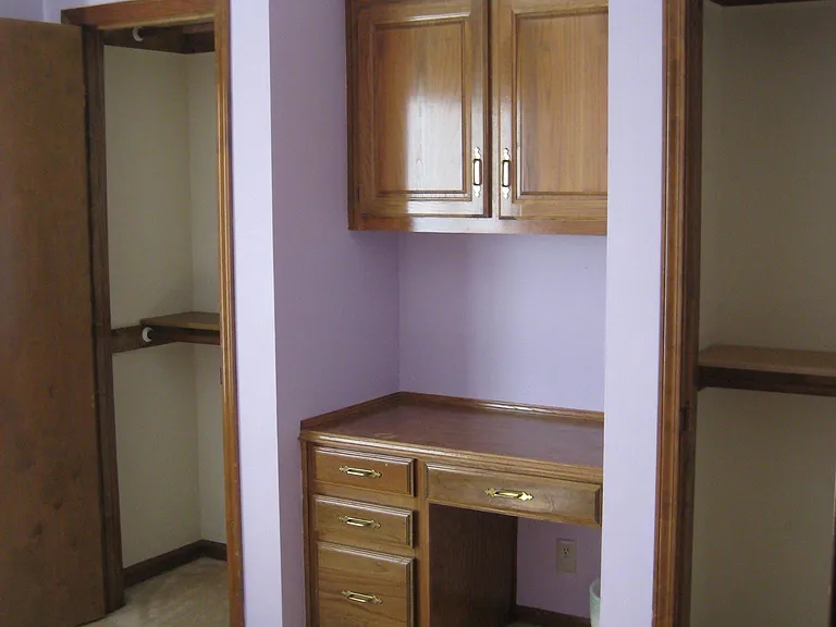 6316 Charlotte St — Photo 9