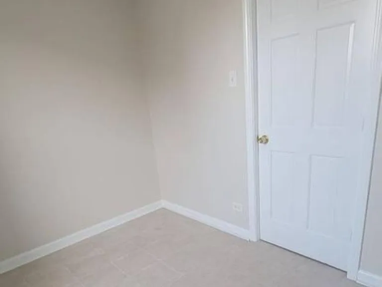 3253 S Halsted St #2 — Photo 5