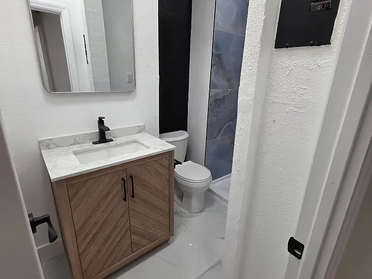 2 Washington Ave #B — Photo 8