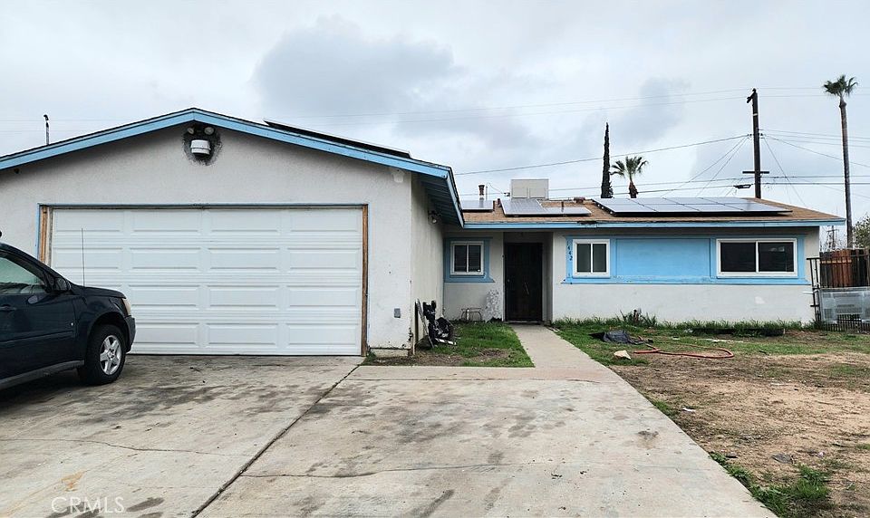 1st image of 1442 E Blythe Ave